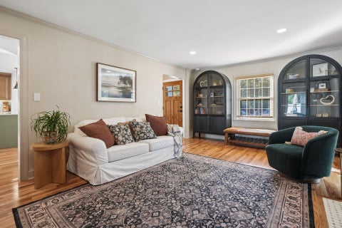 Tiny photo for 164 Charleston Avenue, Columbus, OH 43214 (MLS # 226040127)