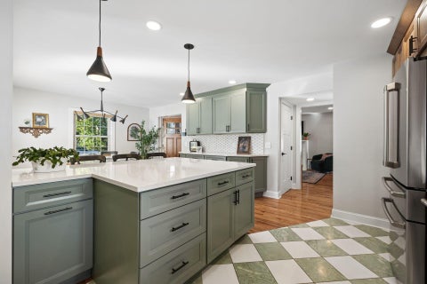 Tiny photo for 164 Charleston Avenue, Columbus, OH 43214 (MLS # 226040127)