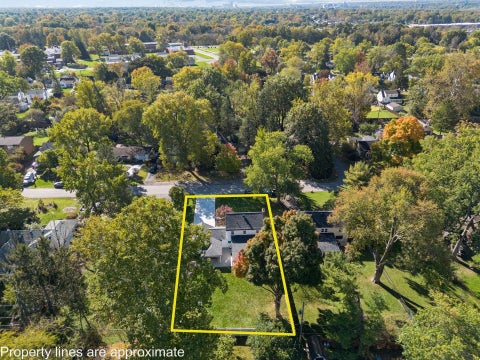 Tiny photo for 164 Charleston Avenue, Columbus, OH 43214 (MLS # 226040127)