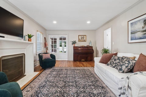 Tiny photo for 164 Charleston Avenue, Columbus, OH 43214 (MLS # 226040127)