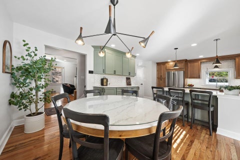 Tiny photo for 164 Charleston Avenue, Columbus, OH 43214 (MLS # 226040127)