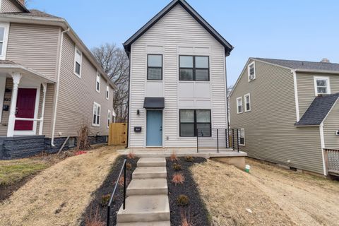 Photo of 1614 E Fulton Street, Columbus, OH 43205 (MLS # 226004862)