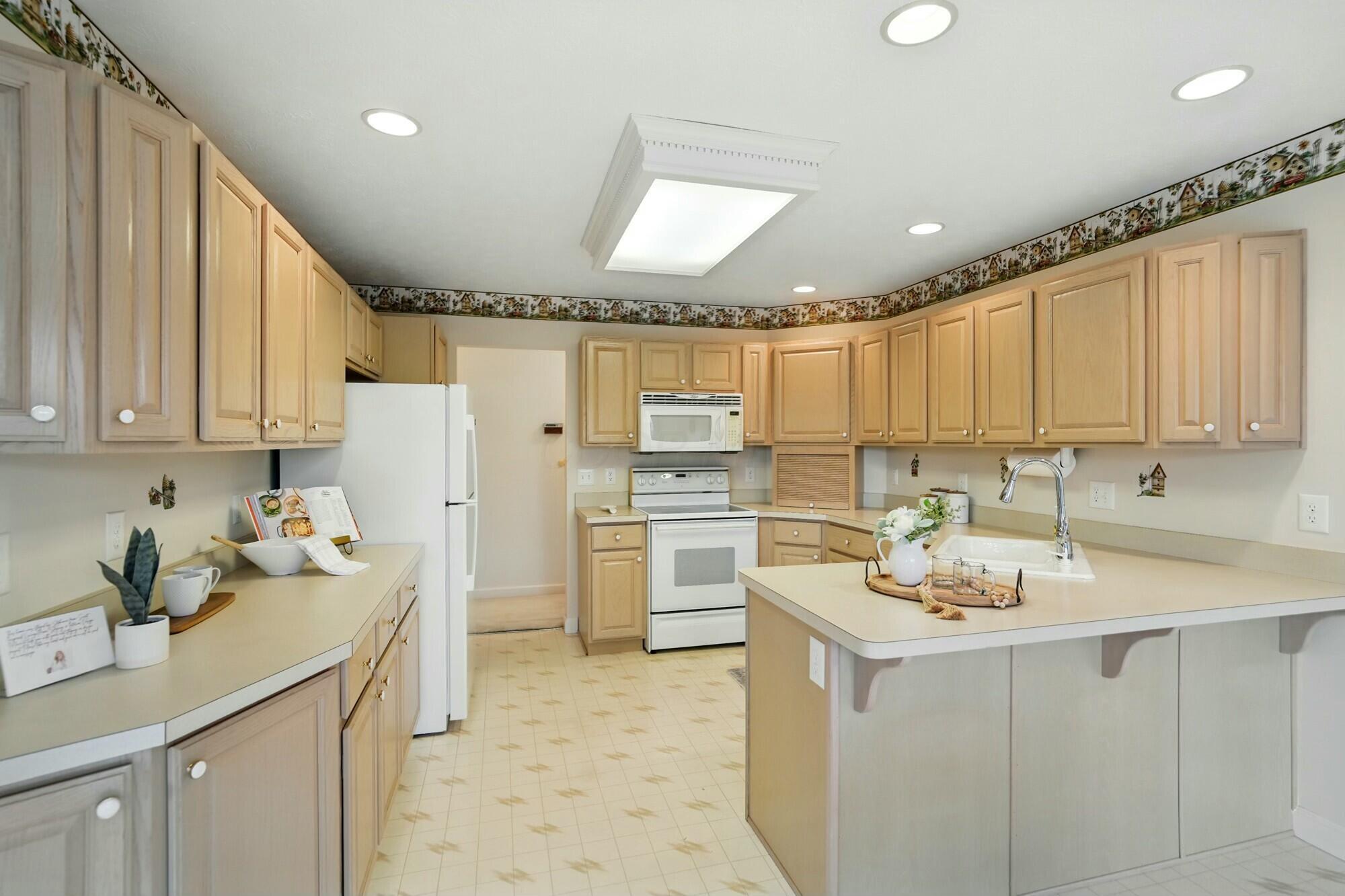 267 Shadowood Drive, Vandalia, Ohio image 14