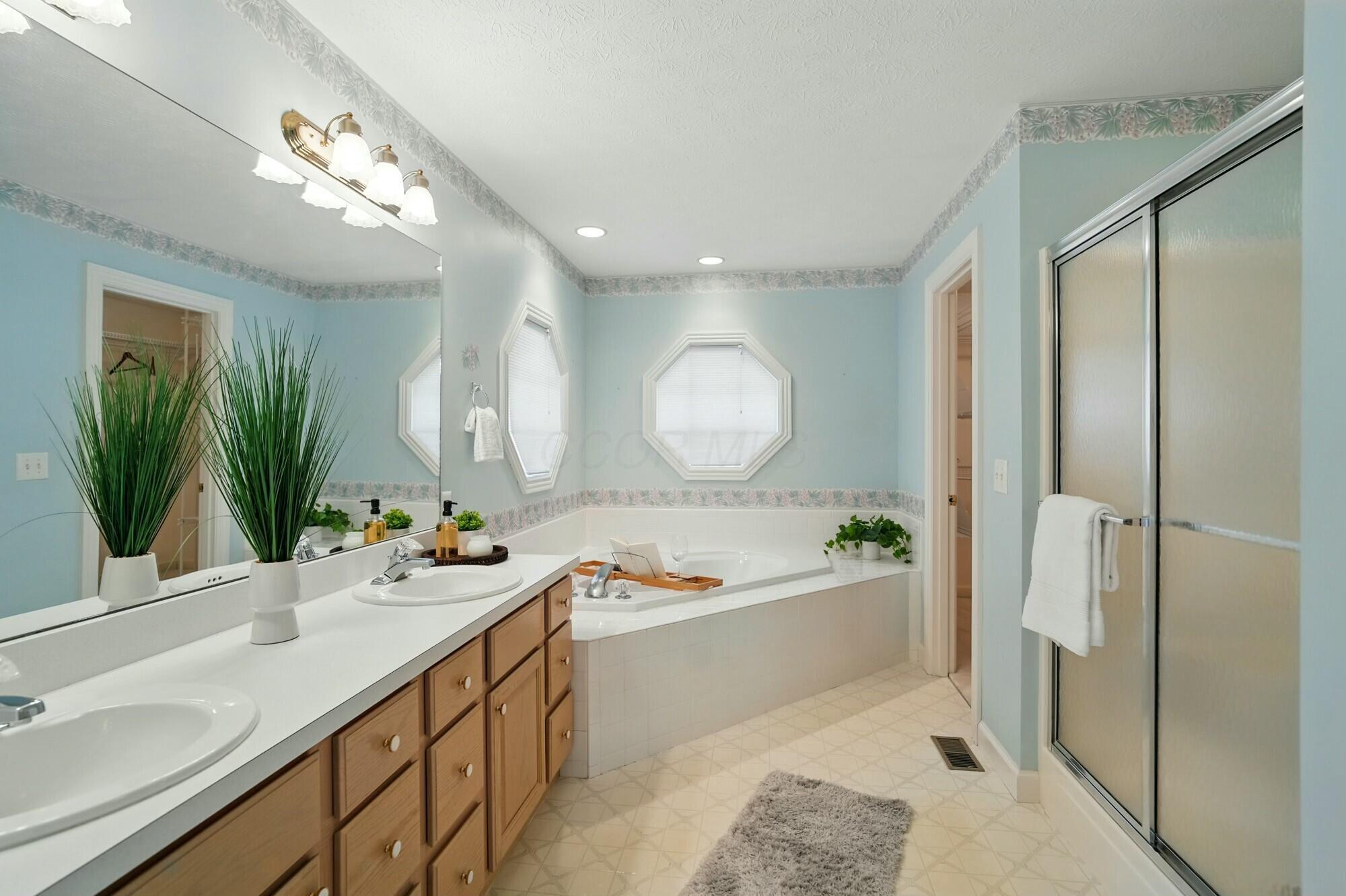 267 Shadowood Drive, Vandalia, Ohio image 24