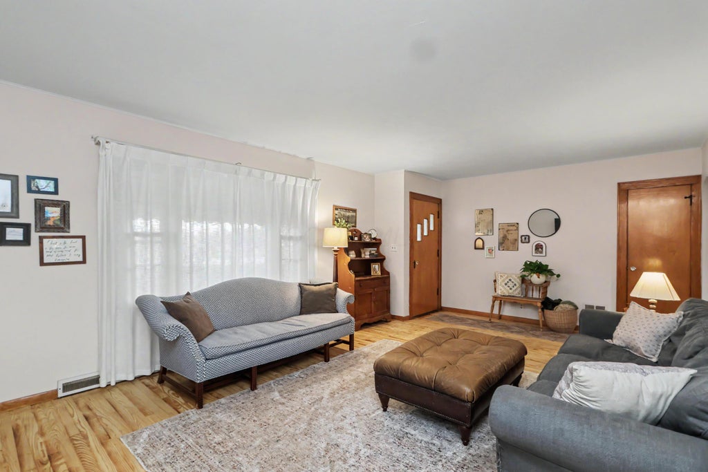 Photo of 1405 State Route 598, Galion, OH 44833 (MLS # 226034772)