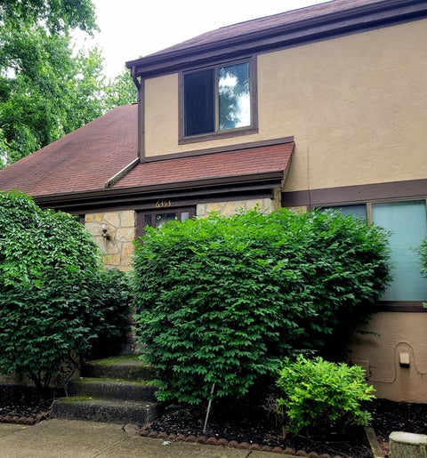 Condo For Sale - 6353 Lennon Court #A<br/> Franklin County, Columbus, OH 43213