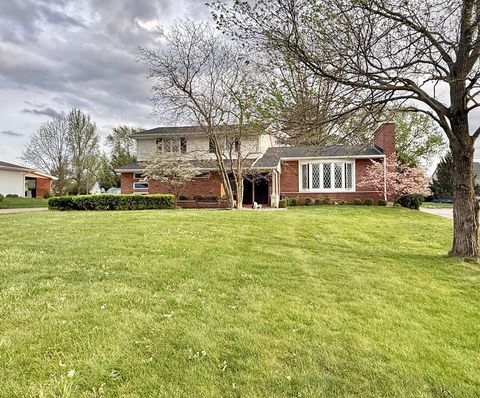 Photo of 2171 Holton Road, Grove City, OH 43123 (MLS # 226012242)
