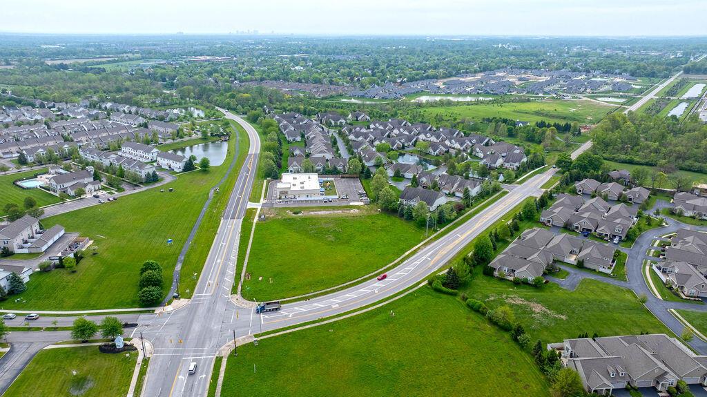 6239 Hayden Run Road, Hilliard, Ohio image 22