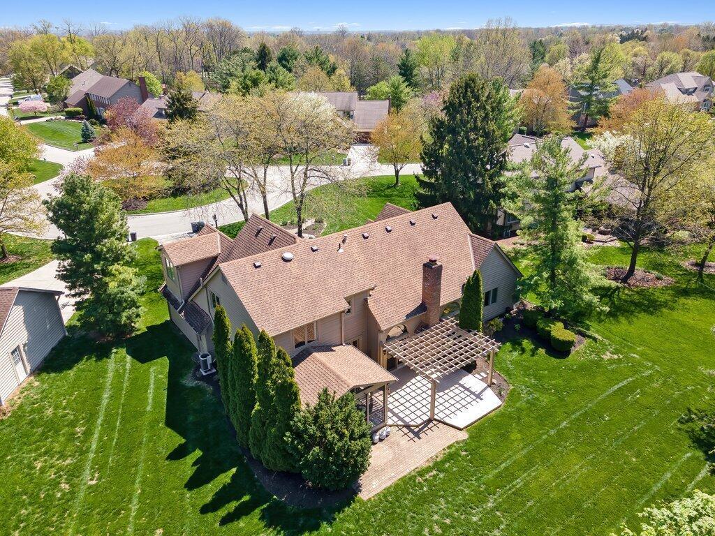 8875 Davington Drive, Dublin, Ohio image 36