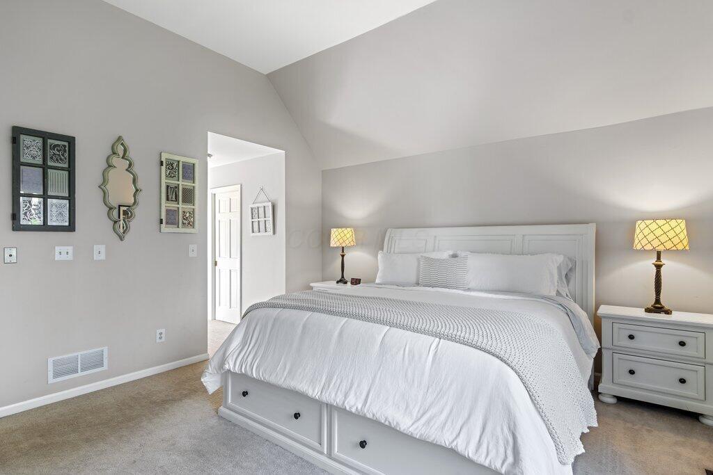 8875 Davington Drive, Dublin, Ohio image 20