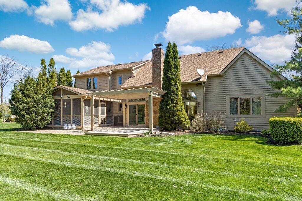 8875 Davington Drive, Dublin, Ohio image 32