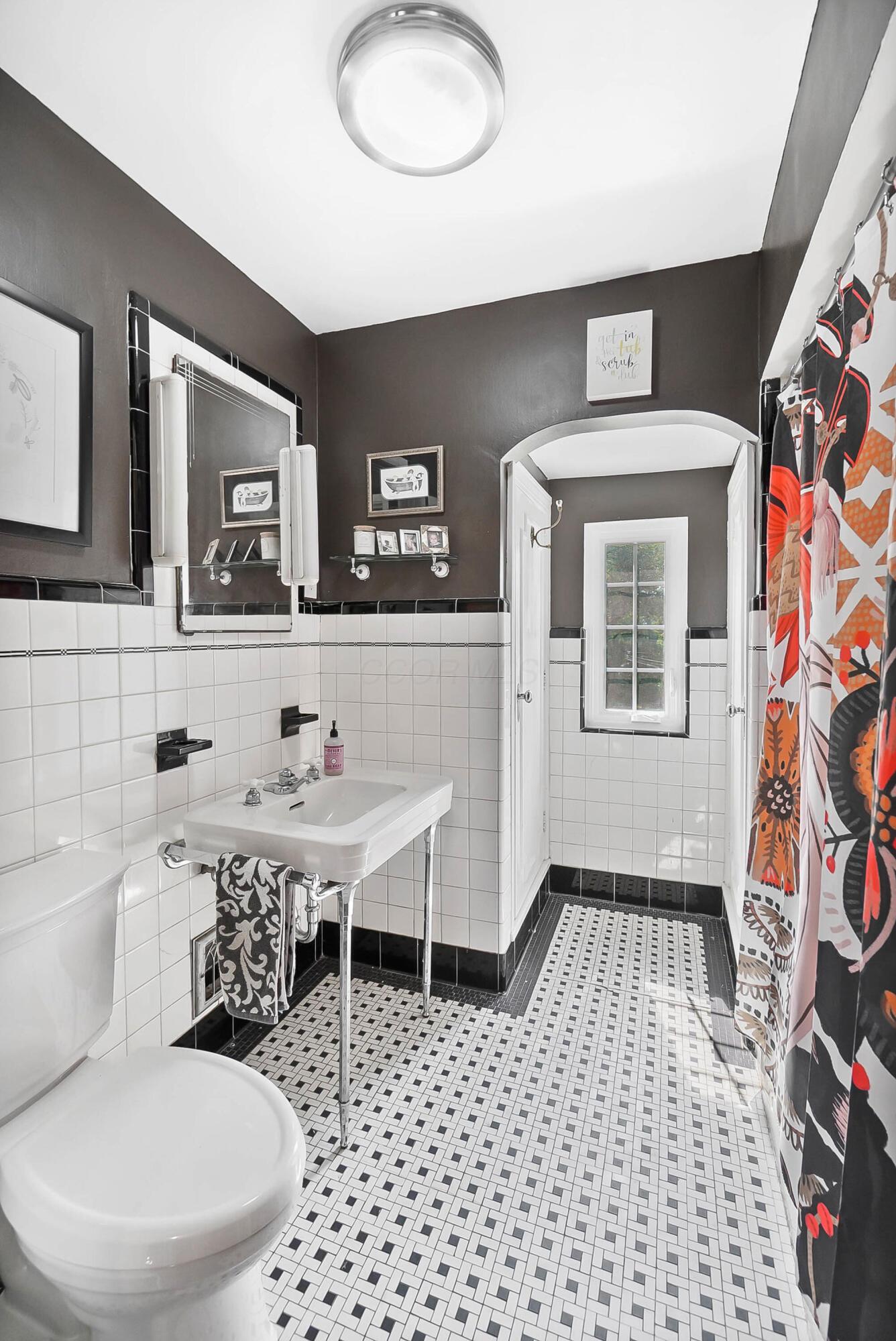 801 W Harding Road, Springfield, Ohio image 39