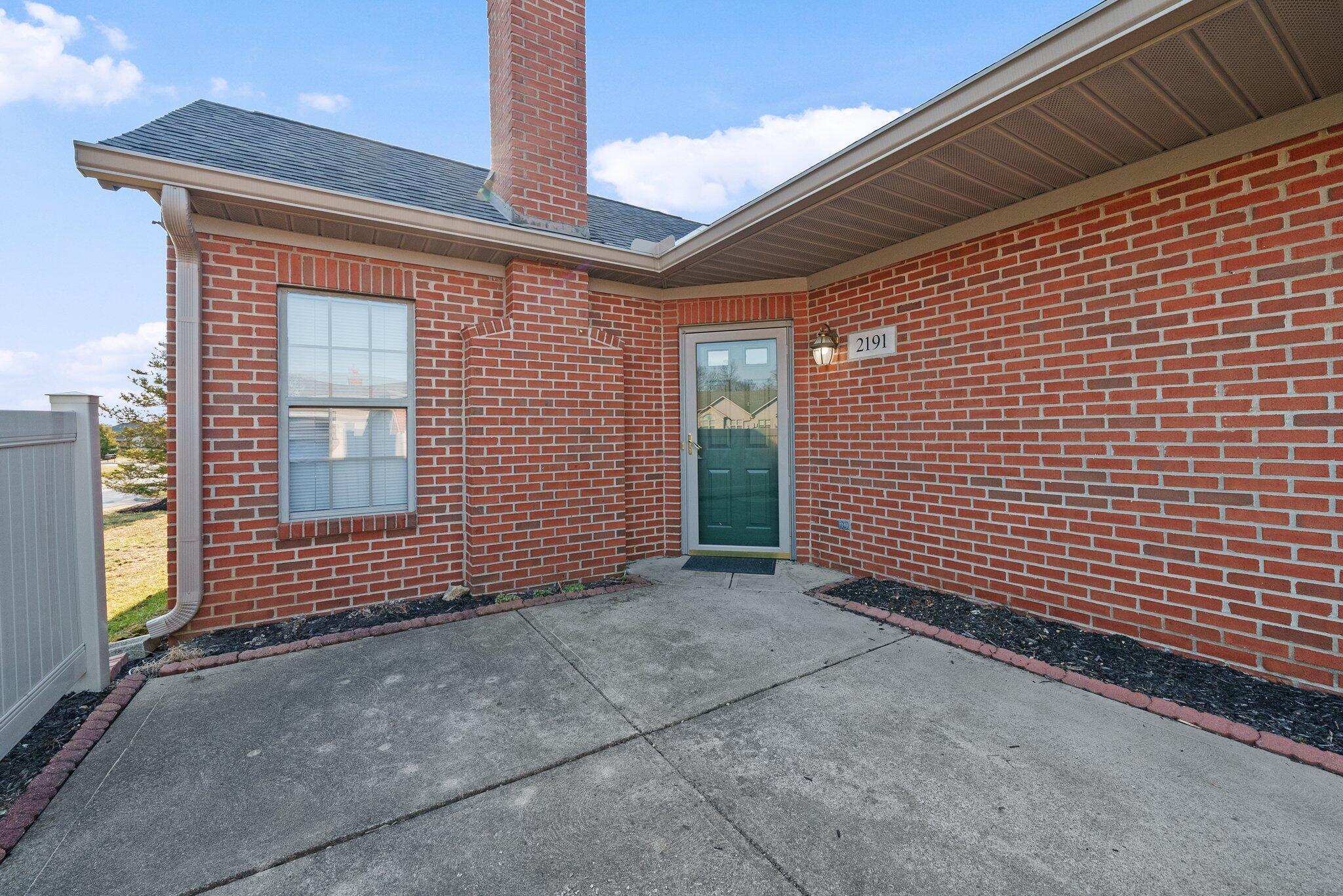 2191 Ravine Woods Drive, Grove City, Ohio image 3