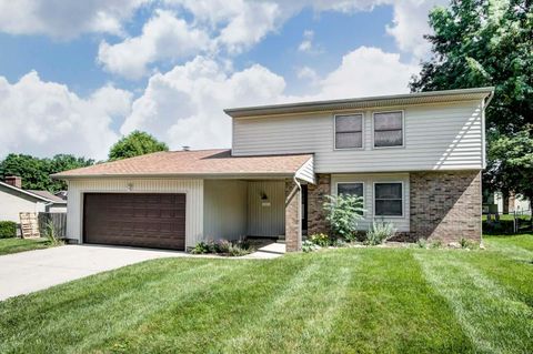 Photo of 660 Parliament Avenue, Gahanna, OH 43230 (MLS # 222043947)