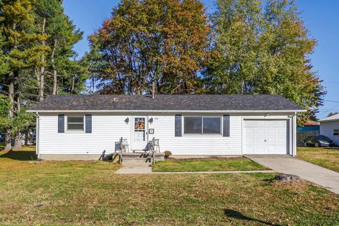 Photo of 102 Dorothy Lane, New Vienna, OH 45159 (MLS # 225042413)