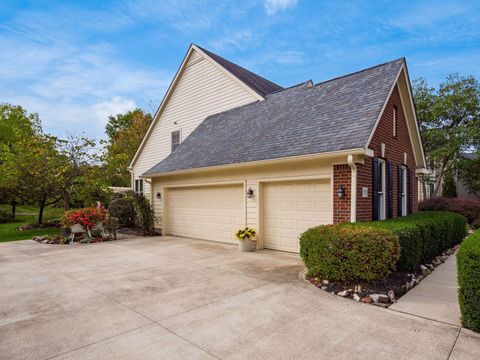 Tiny photo for 2702 Northmont Drive, Blacklick, OH 43004 (MLS # 225039348)