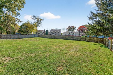 Tiny photo for 167 Greenbank Road, Columbus, OH 43230 (MLS # 225041885)