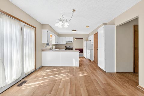 Tiny photo for 167 Greenbank Road, Columbus, OH 43230 (MLS # 225041885)