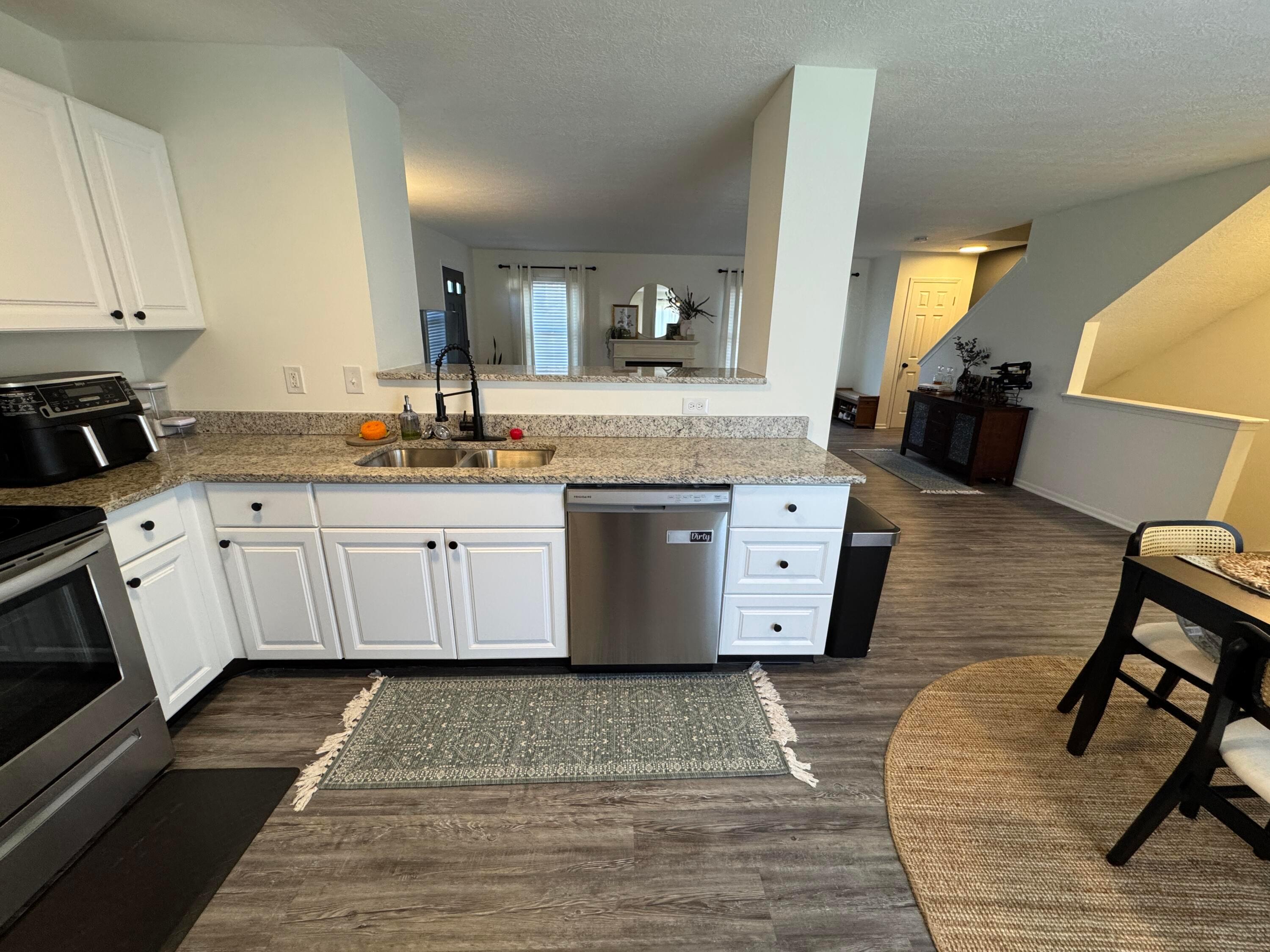 492 Autumn Ridge Circle, Pickerington, Ohio image 9
