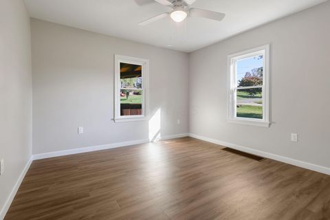 Tiny photo for 12 Northview Drive, Mount Vernon, OH 43050 (MLS # 225037711)
