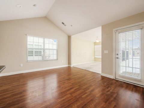 Tiny photo for 4492 Newport Loop E, Grove City, OH 43123 (MLS # 226003106)