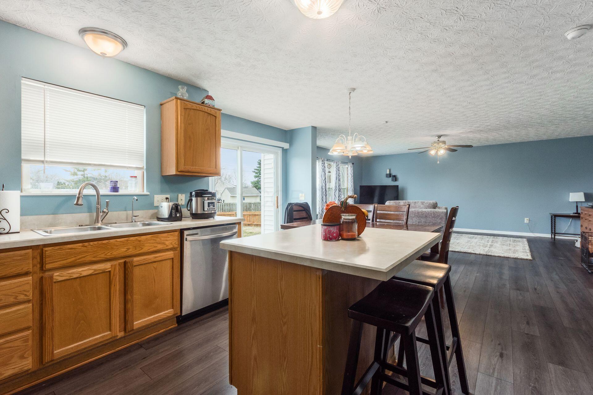 6121 Nasby Drive, Galloway, Ohio image 10
