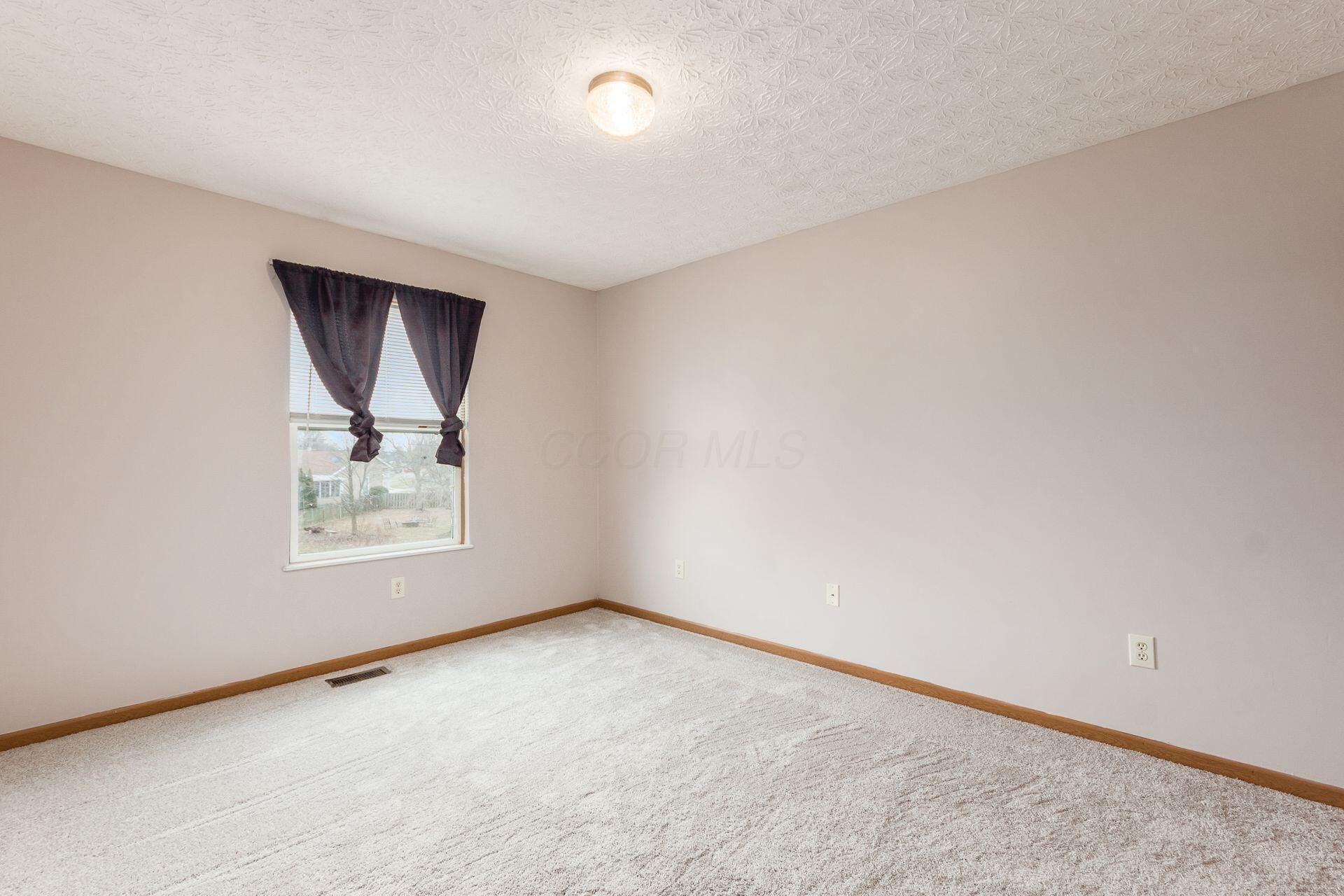 6121 Nasby Drive, Galloway, Ohio image 24