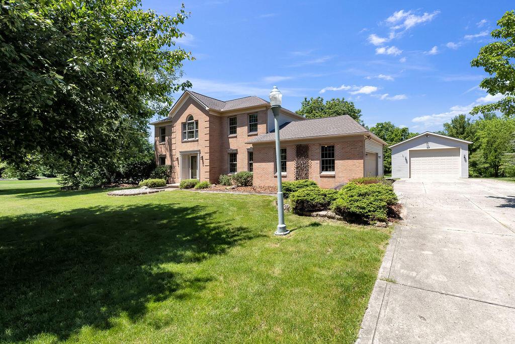 14 Willow View Drive SW