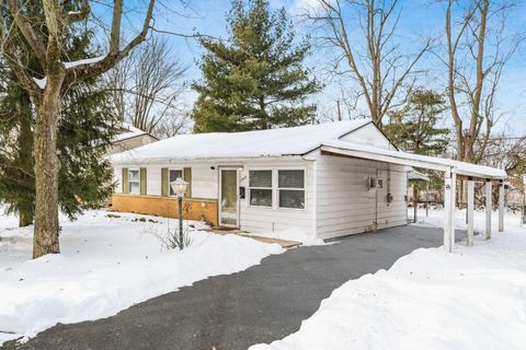 Photo of 1469 Burlington Avenue, Columbus, OH 43227 (MLS # 226003576)