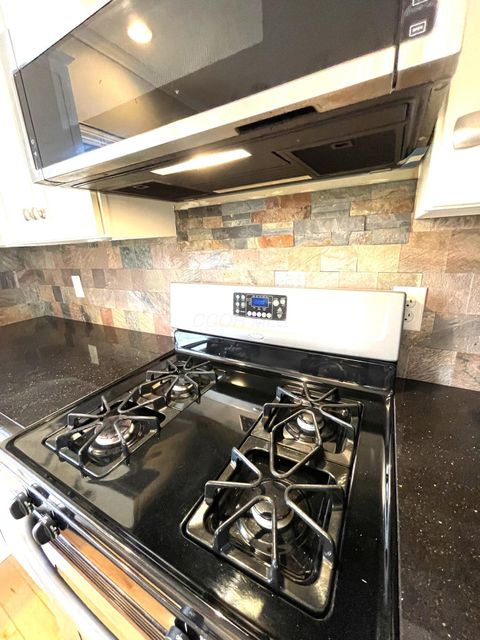 Tiny photo for 926 Fairway Drive, Howard, OH 43028 (MLS # 226007270)