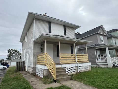 Photo of 955 Sullivant Avenue, Columbus, OH 43223 (MLS # 225039295)
