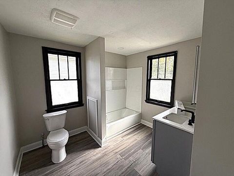 Tiny photo for 402 Mckinley Avenue, Crooksville, OH 43731 (MLS # 226000574)