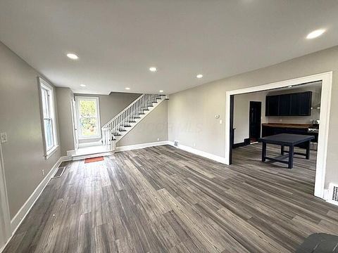 Tiny photo for 402 Mckinley Avenue, Crooksville, OH 43731 (MLS # 226000574)