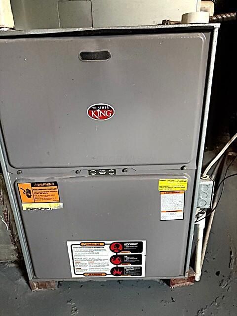 Tiny photo for 402 Mckinley Avenue, Crooksville, OH 43731 (MLS # 226000574)