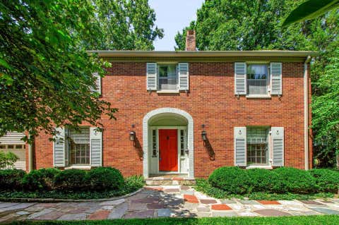 Photo of 160 W Royal Forest Boulevard, Columbus, OH 43214 (MLS # 226029617)