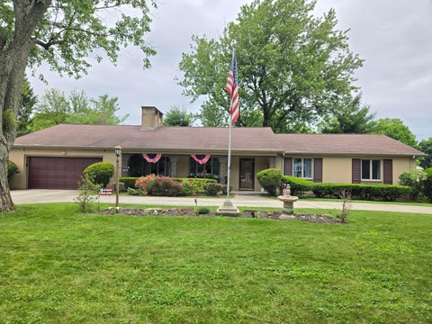 Photo of 839 Vernon Heights Boulevard, Marion, OH 43302 (MLS # 226023836)