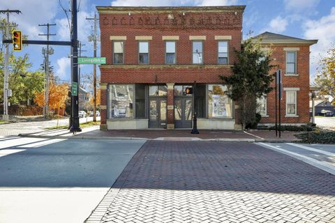 Photo of 347 E Livingston Avenue, Columbus, OH 43215 (MLS # 225044357)