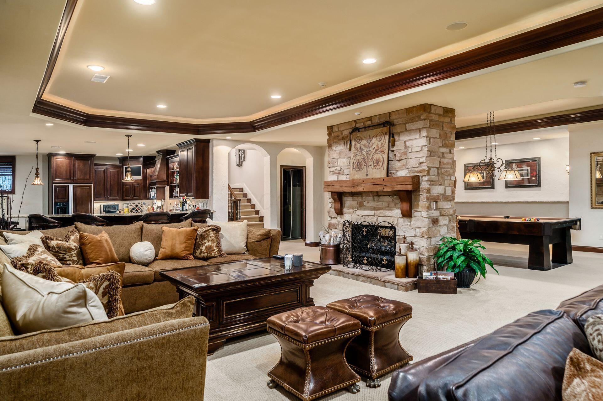 10577 Wellington Boulevard, Powell, Ohio image 35