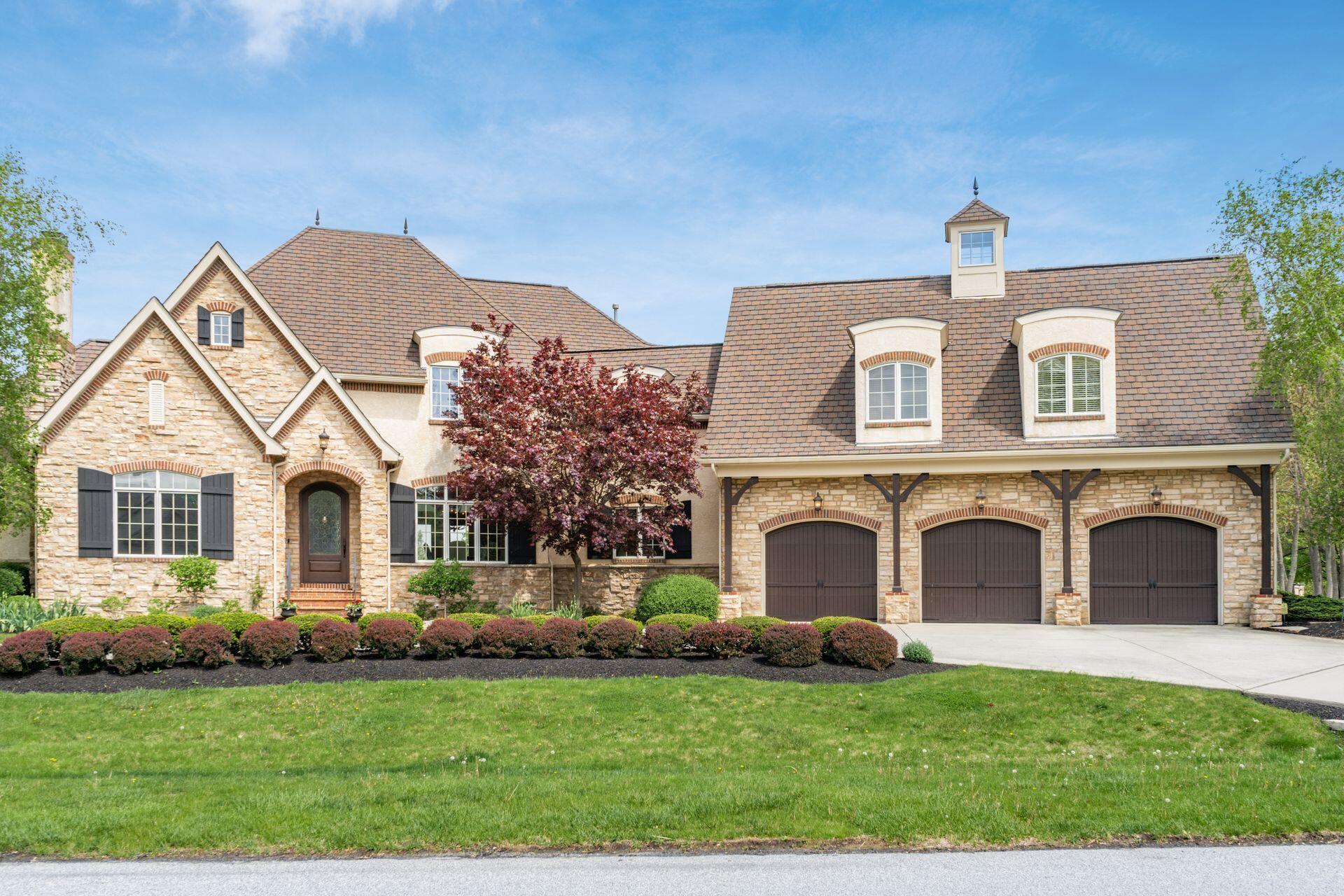 10577 Wellington Boulevard, Powell, Ohio image 1