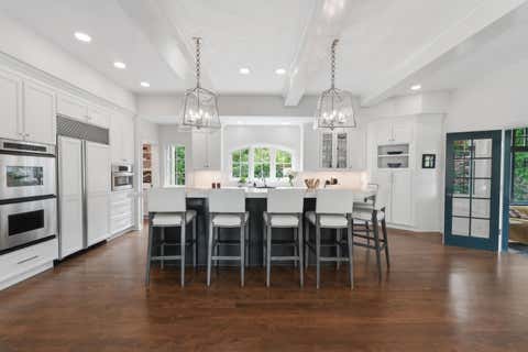 Tiny photo for 2950 Linkbury Lane, Upper Arlington, OH 43221 (MLS # 226022006)