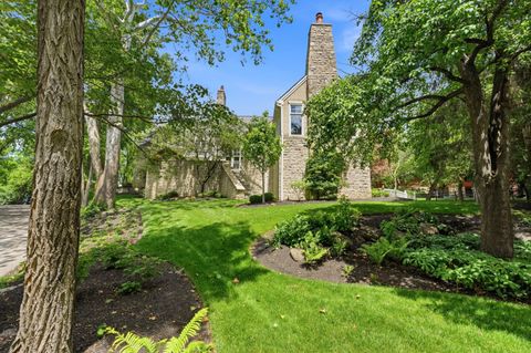 Tiny photo for 2950 Linkbury Lane, Upper Arlington, OH 43221 (MLS # 226022006)