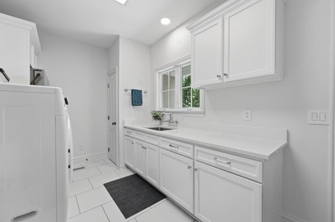 Tiny photo for 2950 Linkbury Lane, Upper Arlington, OH 43221 (MLS # 226022006)
