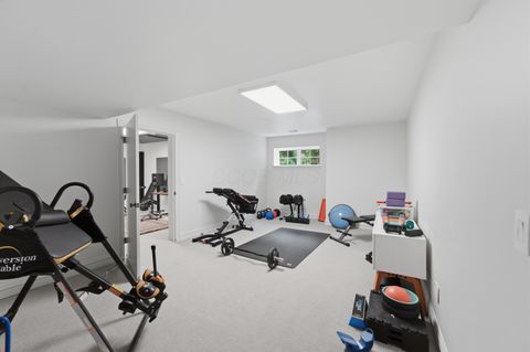 Tiny photo for 2950 Linkbury Lane, Upper Arlington, OH 43221 (MLS # 226022006)