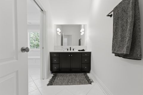 Tiny photo for 2950 Linkbury Lane, Upper Arlington, OH 43221 (MLS # 226022006)