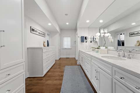 Tiny photo for 2950 Linkbury Lane, Upper Arlington, OH 43221 (MLS # 226022006)