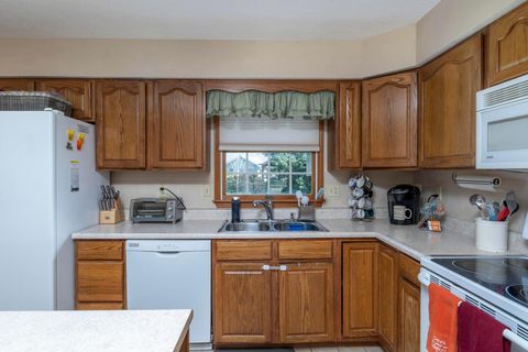 Tiny photo for 630 Kimberly Drive, Washington Court House, OH 43160 (MLS # 225037503)