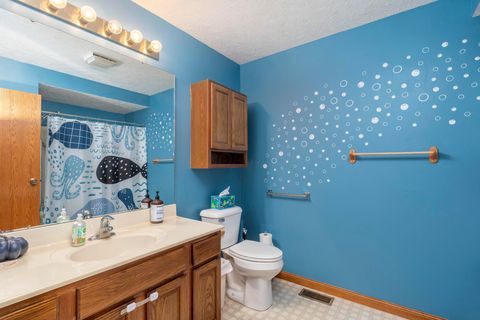 Tiny photo for 630 Kimberly Drive, Washington Court House, OH 43160 (MLS # 225037503)