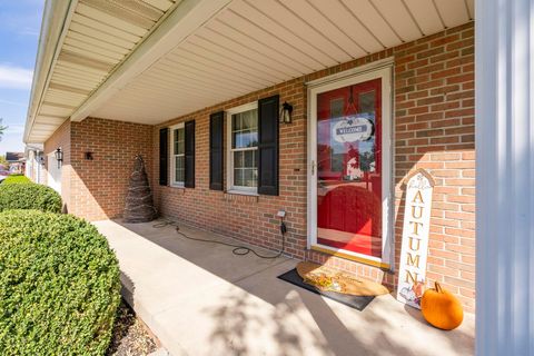 Tiny photo for 630 Kimberly Drive, Washington Court House, OH 43160 (MLS # 225037503)