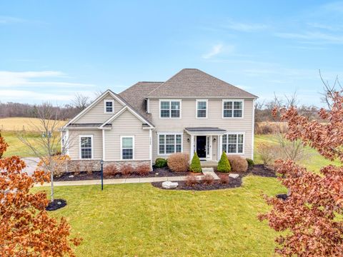 Photo of 1752 Gingerfield Way, Sunbury, OH 43074 (MLS # 226000611)