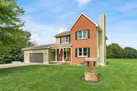 Homes For Sale - 9820 Basil Road<br/> Baltimore, OH 43105